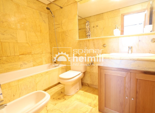 Revente - Mitoyenne -
Orihuela - Orihuelaborg og nærsvæði