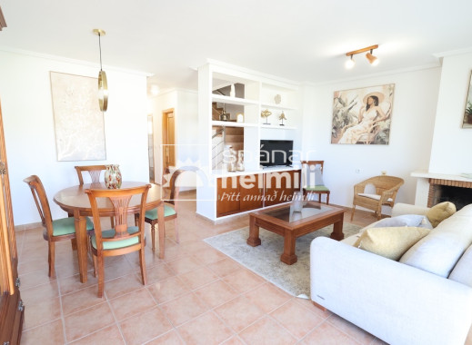 Revente - Mitoyenne -
Orihuela - Orihuelaborg og nærsvæði