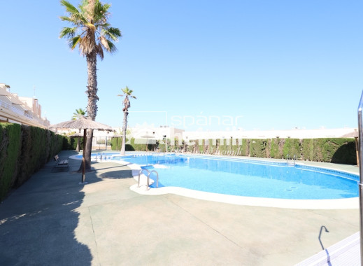 Revente - Mitoyenne -
Orihuela - Orihuelaborg og nærsvæði