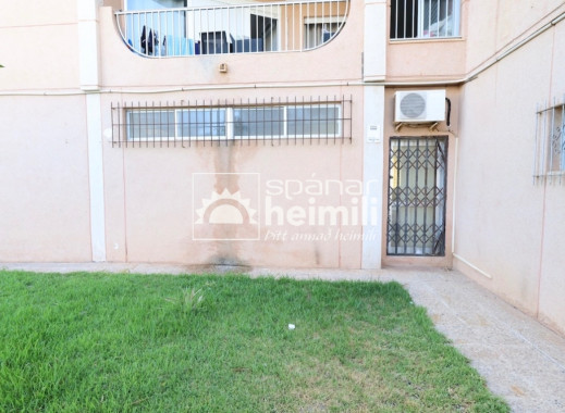 Endursala - Íbúð í fjölbýli -
La Zenia