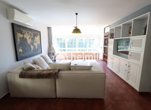 Revente - Villa -
Villamartin