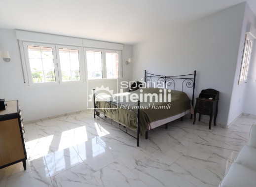 Revente - Villa -
Villamartin