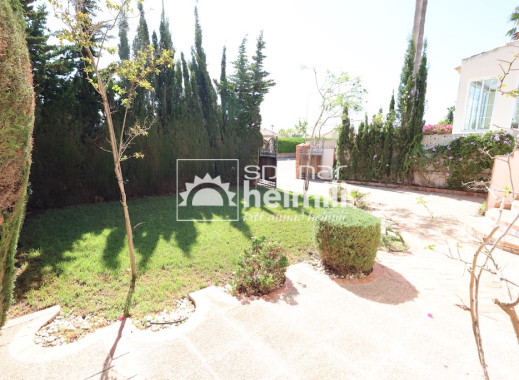 Revente - Villa -
Villamartin