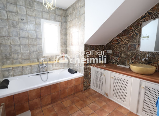 Revente - Villa -
Villamartin