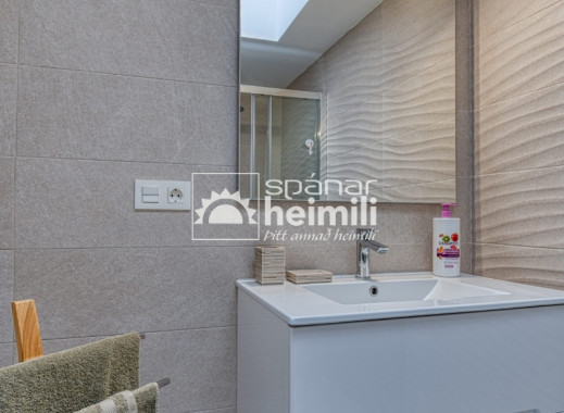 Odsprzedaż - Szeregowiec -
Los Altos/Los Balcones