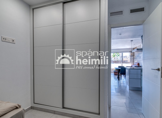 Odsprzedaż - Szeregowiec -
Los Altos/Los Balcones