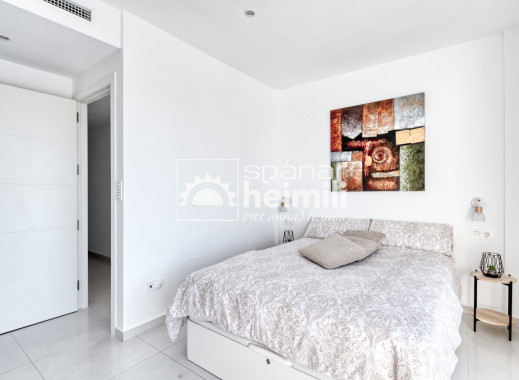 Odsprzedaż - Szeregowiec -
Los Altos/Los Balcones