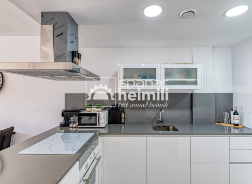 Odsprzedaż - Szeregowiec -
Los Altos/Los Balcones