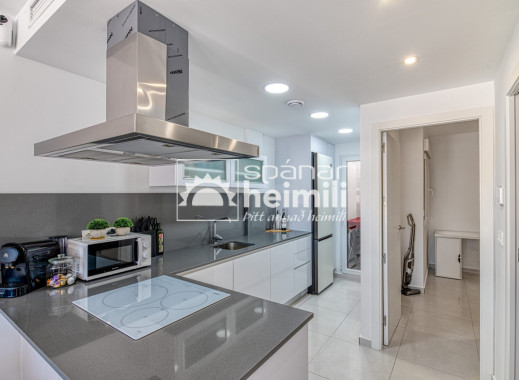 Odsprzedaż - Szeregowiec -
Los Altos/Los Balcones