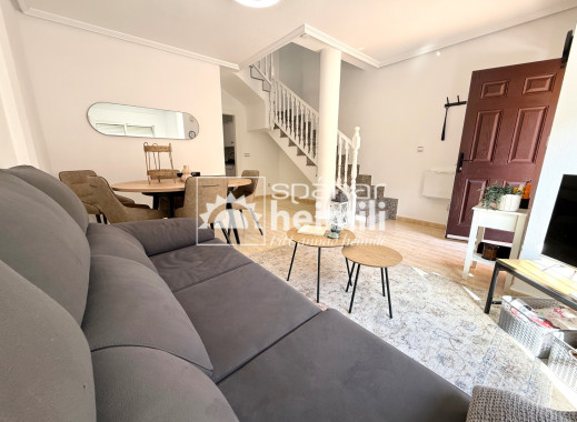 Endursala - Raðhús -
Cabo Roig