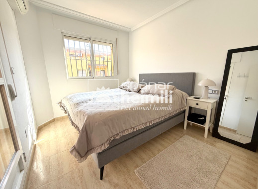 Endursala - Raðhús -
Cabo Roig