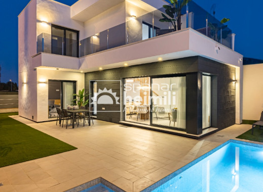 Nýbygging - Einbýli -
Roda Golf