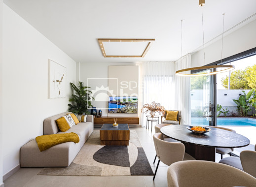 Nýbygging - Einbýli -
Roda Golf