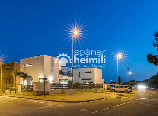 Nýbygging - Einbýli -
Roda Golf