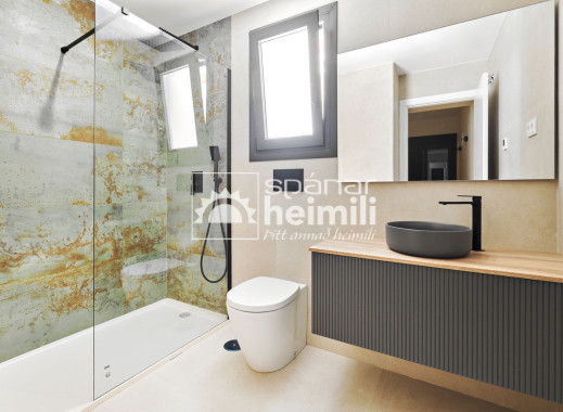 Nýbygging - Íbúð í fjölbýli -
Torrevieja