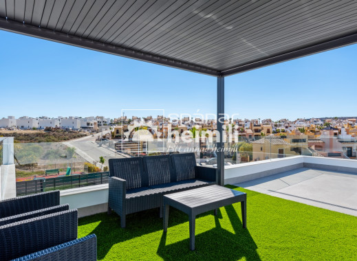 Nýbygging - Einbýli -
La Finca