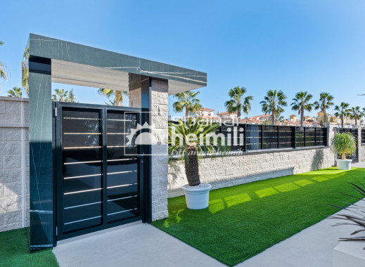 Nýbygging - Einbýli -
La Finca