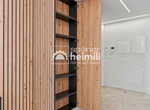 Nýbygging - Einbýli -
La Finca