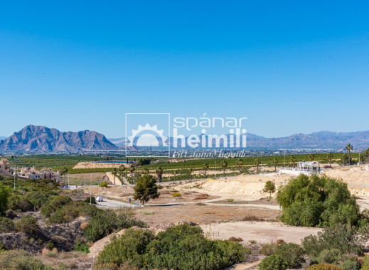 Nýbygging - Einbýli -
La Finca