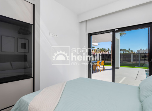 Nýbygging - Einbýli -
La Finca