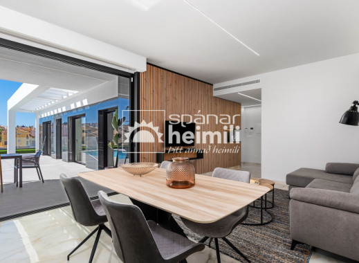 Nýbygging - Einbýli -
La Finca