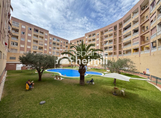 Revente - Penthouse -
Torrevieja