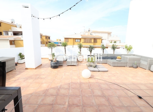 Odsprzedaż - Mieszkanie -
Punta Prima