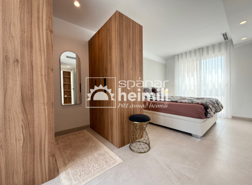 Endursala - Einbýli -
Santa Rosalia