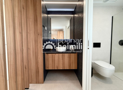 Endursala - Einbýli -
Santa Rosalia