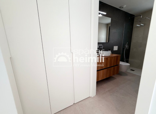 Endursala - Einbýli -
Santa Rosalia