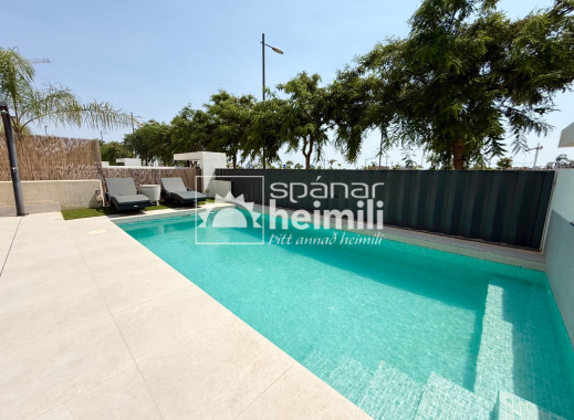 Endursala - Einbýli -
Santa Rosalia