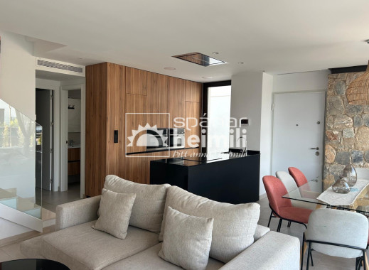 Endursala - Einbýli -
Santa Rosalia