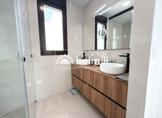 Odsprzedaż - Willa -
Santa Rosalia