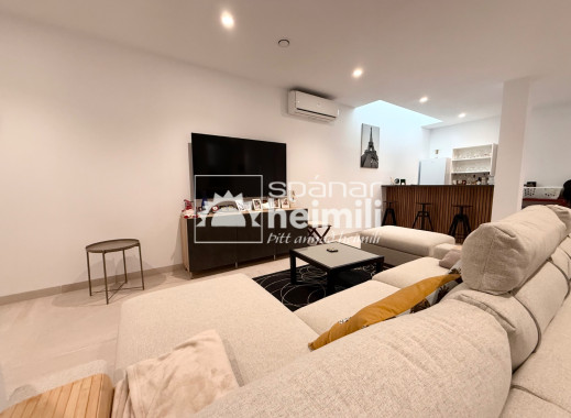 Odsprzedaż - Willa -
Santa Rosalia