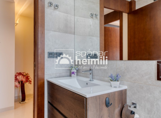 Endursala - Einbýli -
Villamartin