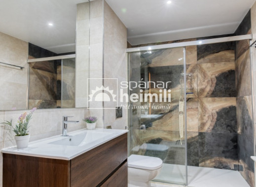 Endursala - Einbýli -
Villamartin