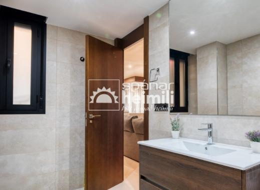 Endursala - Einbýli -
Villamartin