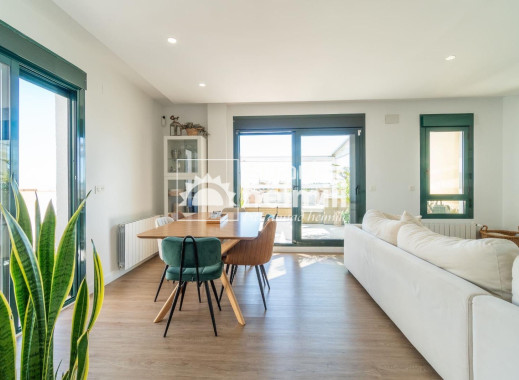 Endursala - Íbúð í fjölbýli -
Orihuela Costa - Campoamor