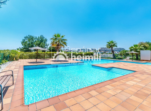 Endursala - Íbúð í fjölbýli -
Las Colinas