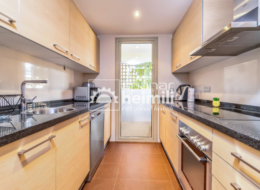 Endursala - Íbúð í fjölbýli -
Las Colinas