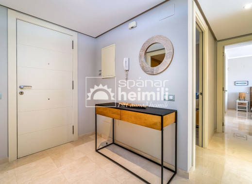 Endursala - Íbúð í fjölbýli -
Las Colinas