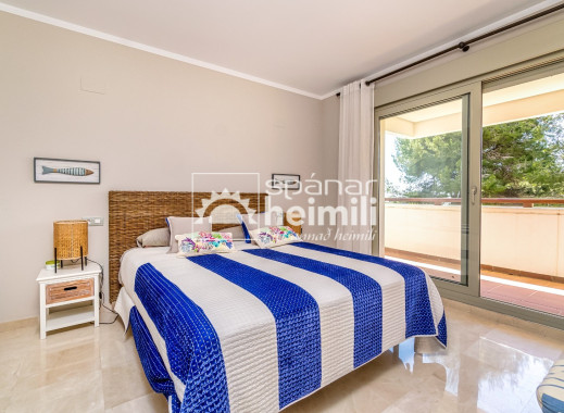 Endursala - Íbúð í fjölbýli -
Las Colinas