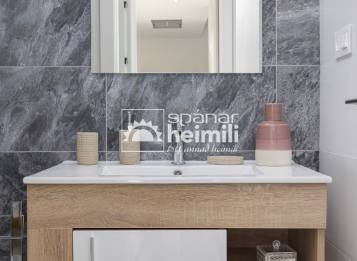 Nýbygging - Íbúð í fjölbýli -
Torrevieja