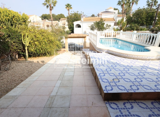 Odsprzedaż -  -
Los Altos/Los Balcones