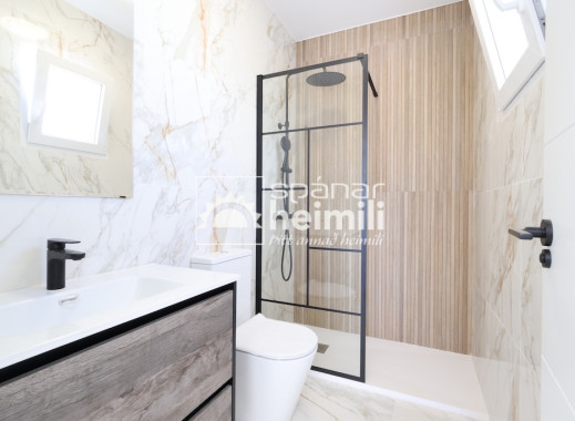 Endursala - Raðhús -
Torrevieja