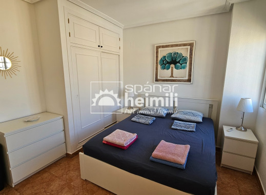 Videresalg - Halvåbent hus -
Playa flamenca