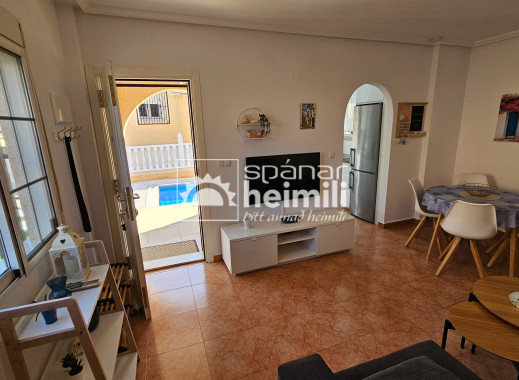 Videresalg - Halvåbent hus -
Playa flamenca