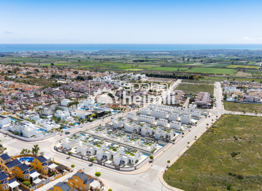 Nýbygging - Einbýli -
Guardamar/La Marina