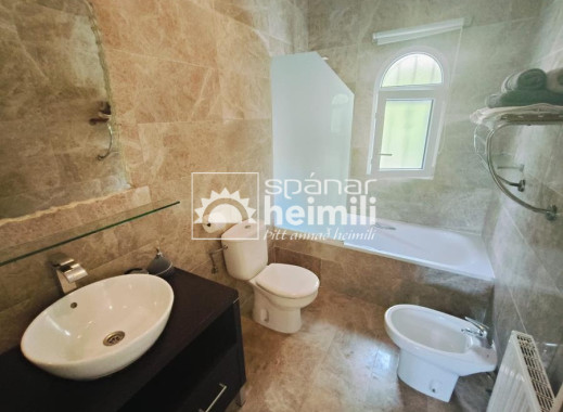 Endursala -  -
Campoamor/Las Ramblas