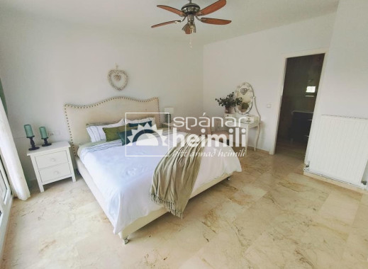 Endursala -  -
Campoamor/Las Ramblas